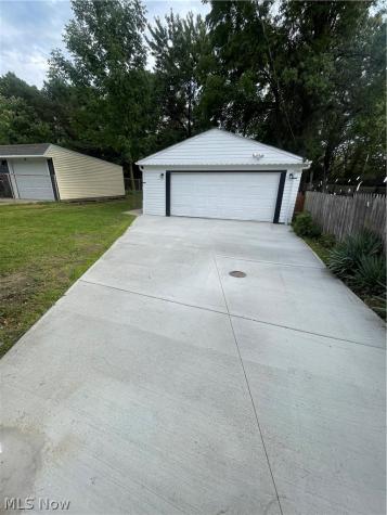 20120 Mccracken Road Maple Heights OH 44137