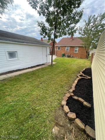 20120 Mccracken Road Maple Heights OH 44137