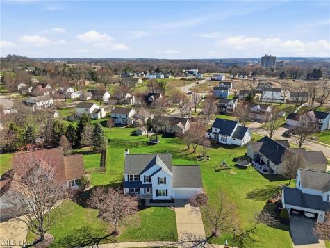 8294 Turquoise Avenue NE Canton OH 44721