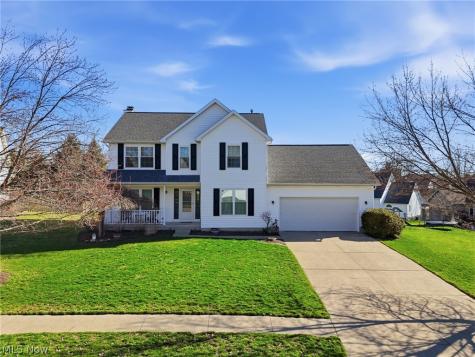 8294 Turquoise Avenue NE Canton OH 44721