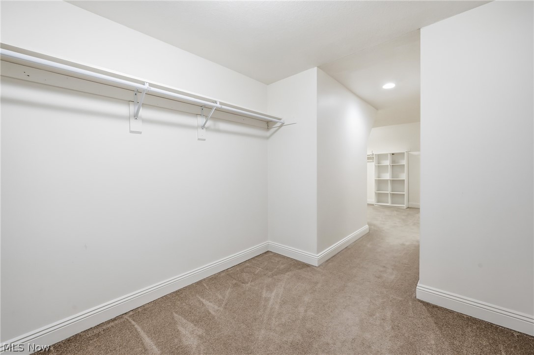 2520 Eastpoint Heights Drive SE Howland OH 44484