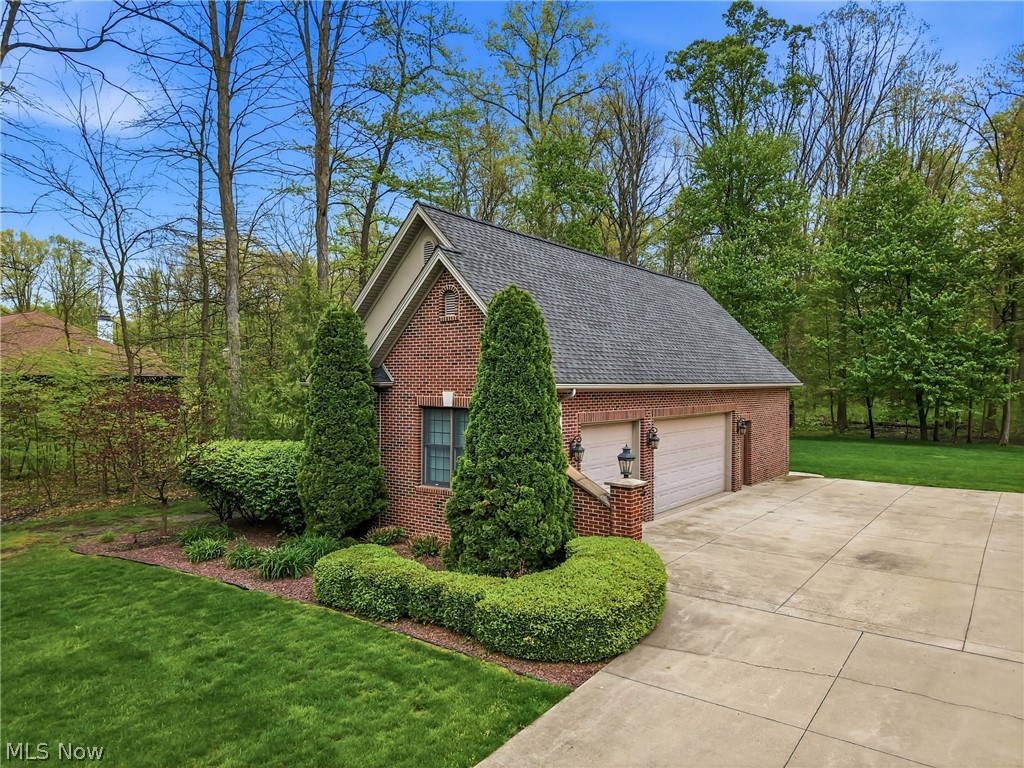 2520 Eastpoint Heights Drive SE Howland OH 44484