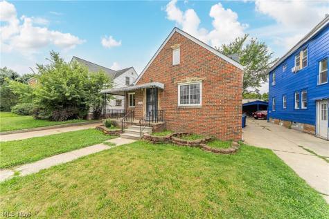 11303 Thrush Avenue Cleveland OH 44111