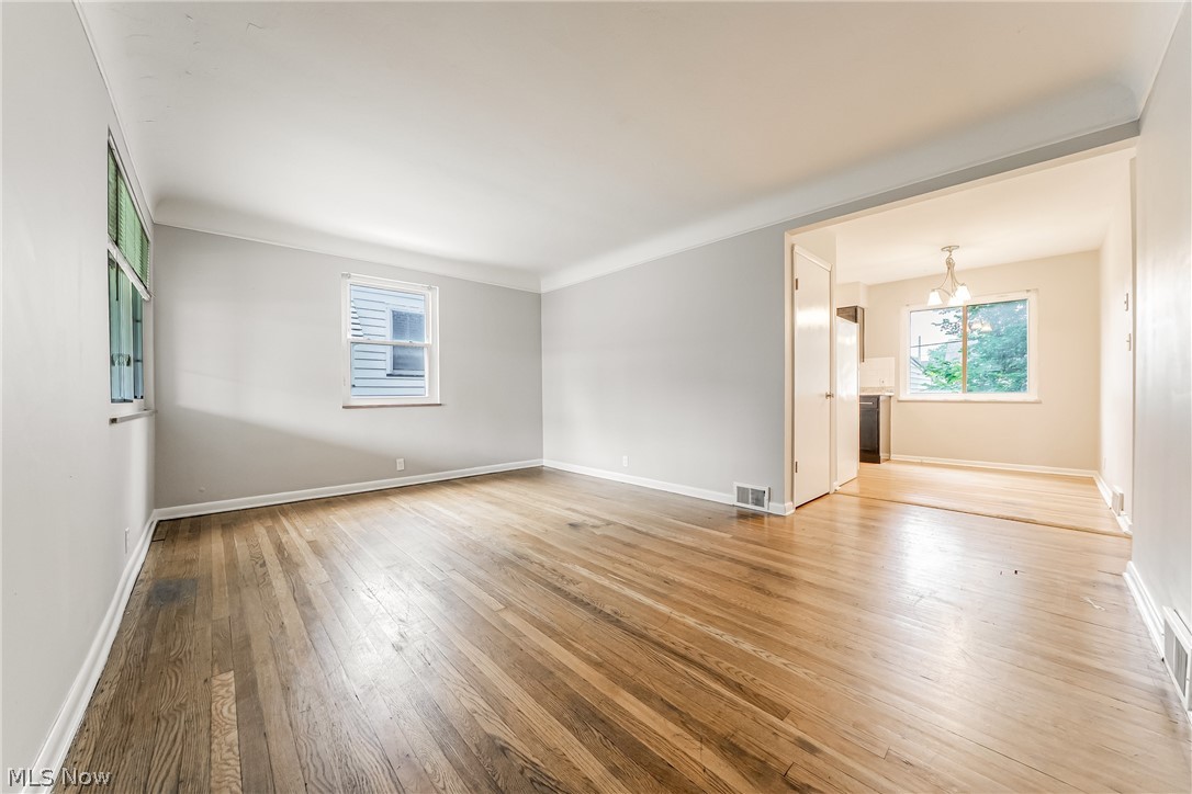 11303 Thrush Avenue Cleveland OH 44111