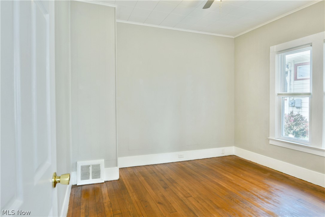 17 E Prospect Street Girard OH 44420