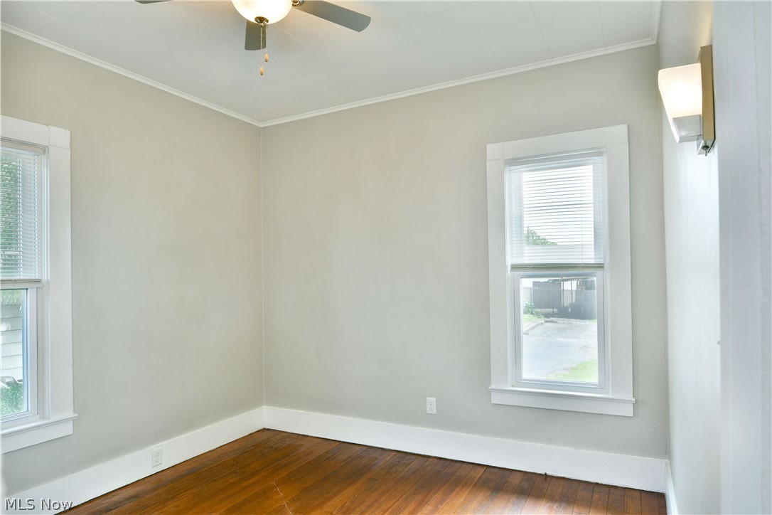 17 E Prospect Street Girard OH 44420