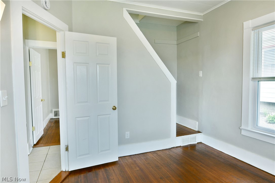 17 E Prospect Street Girard OH 44420