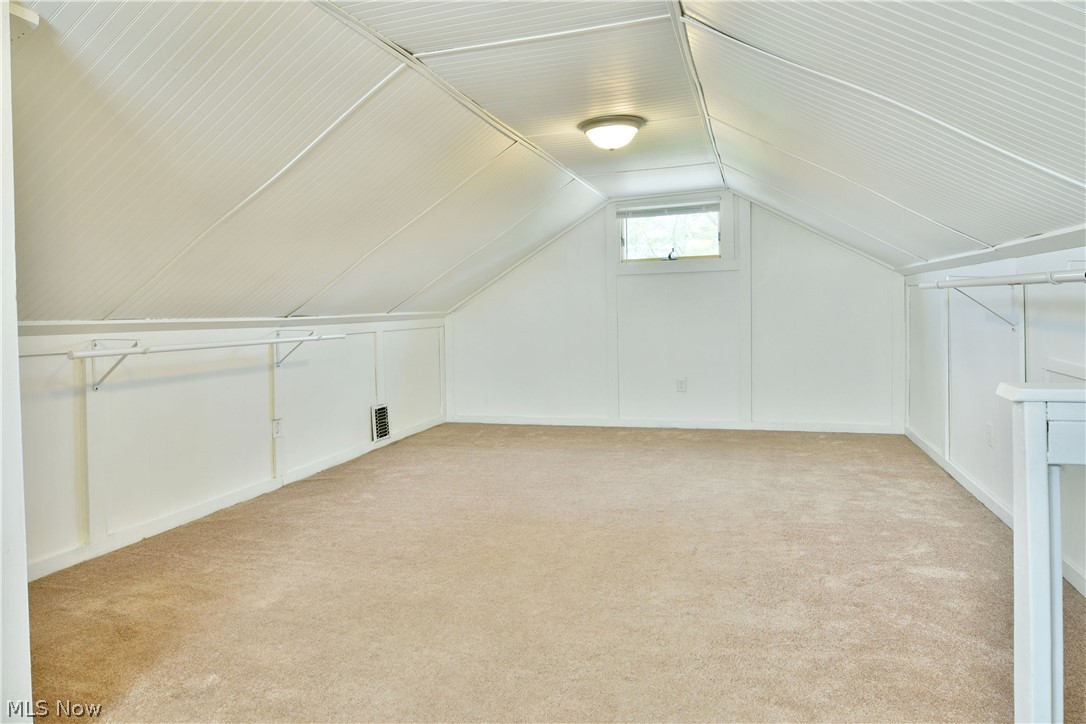 17 E Prospect Street Girard OH 44420