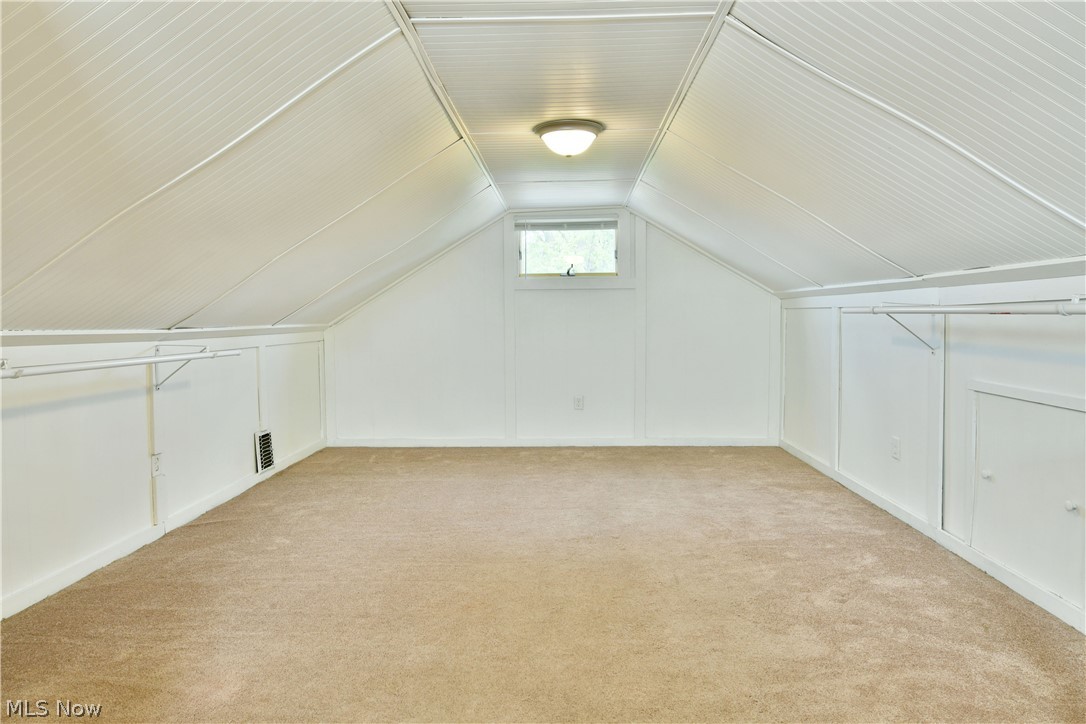 17 E Prospect Street Girard OH 44420