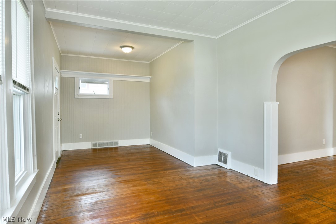 17 E Prospect Street Girard OH 44420