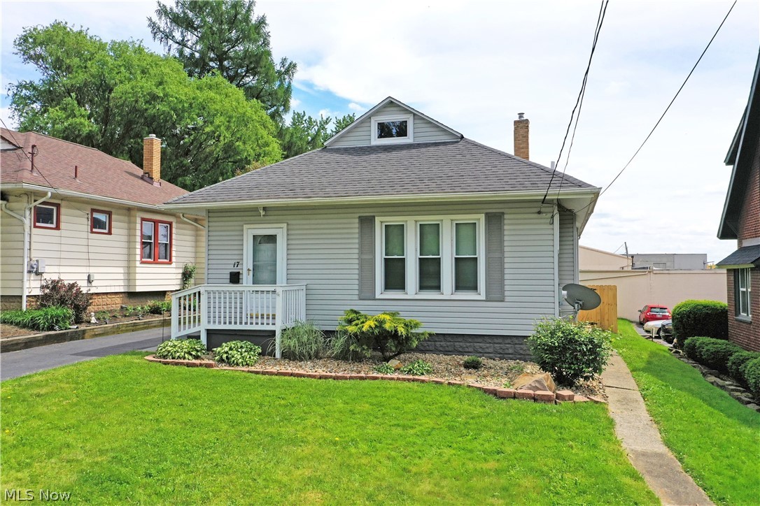 17 E Prospect Street Girard OH 44420