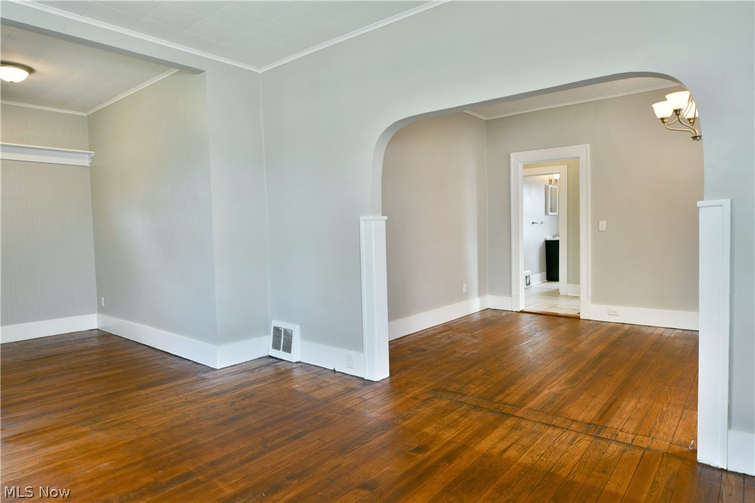 17 E Prospect Street Girard OH 44420