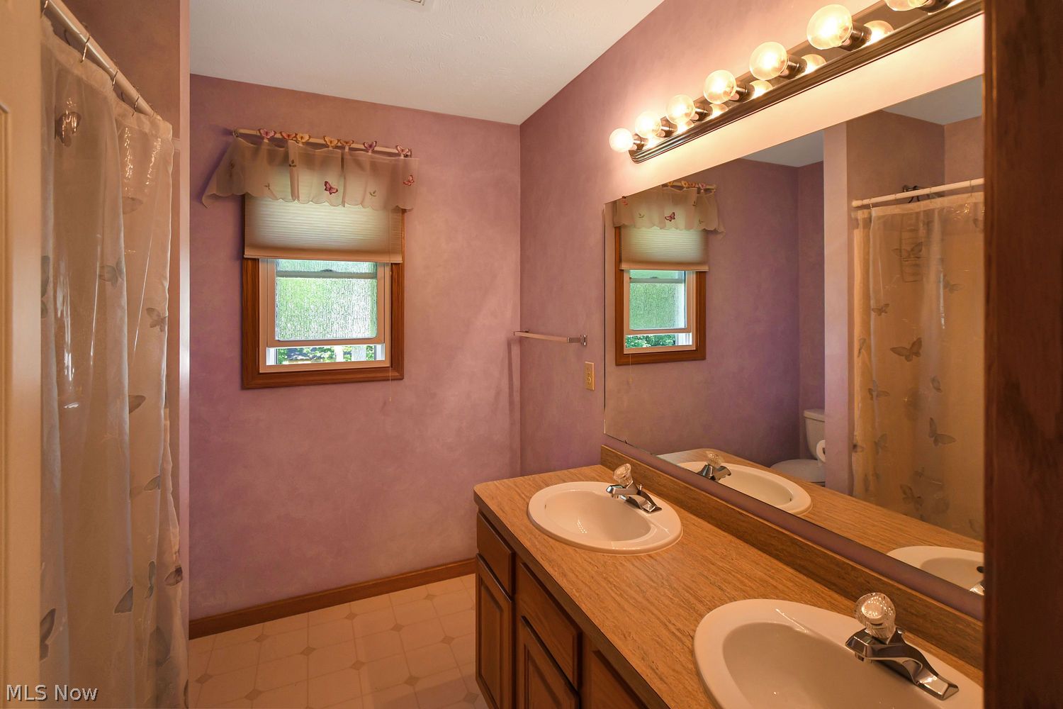 38265 Westminster Lane Willoughby OH 44094