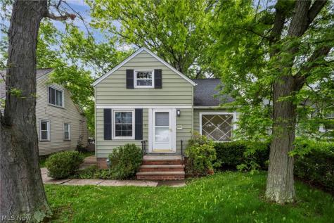 3516 Park Drive Parma OH 44134