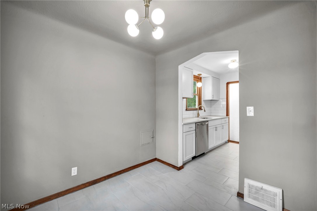 3516 Park Drive Parma OH 44134