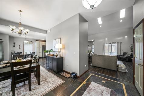 440 Kimberly Drive Aurora OH 44202