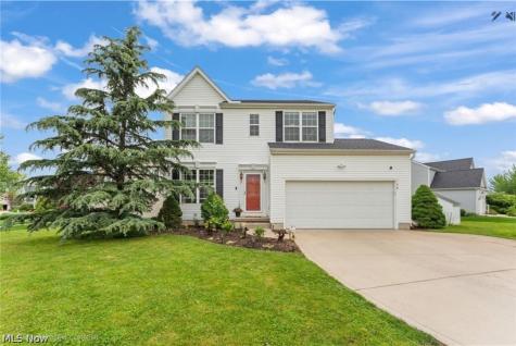 198 Gatwick Grove Circle Wadsworth OH 44281