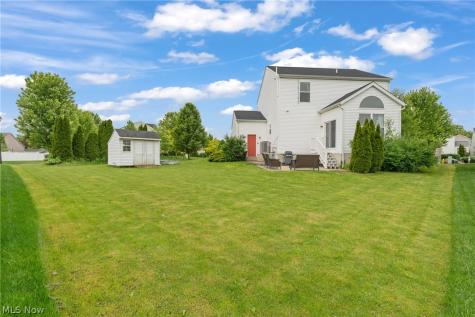 198 Gatwick Grove Circle Wadsworth OH 44281