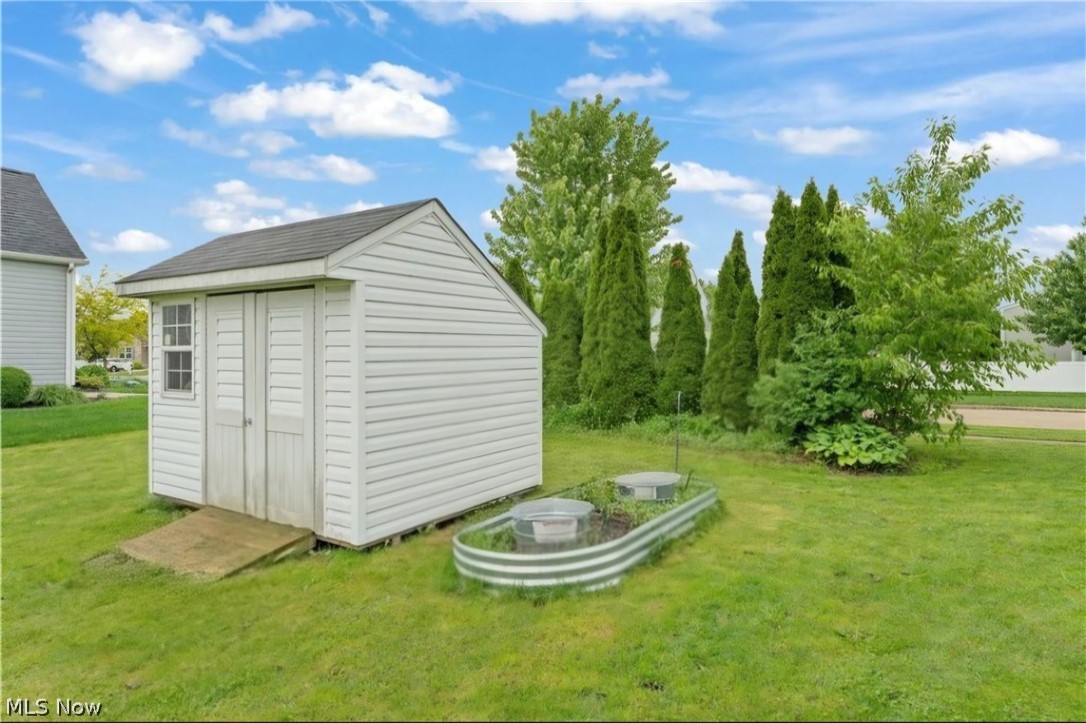 198 Gatwick Grove Circle Wadsworth OH 44281