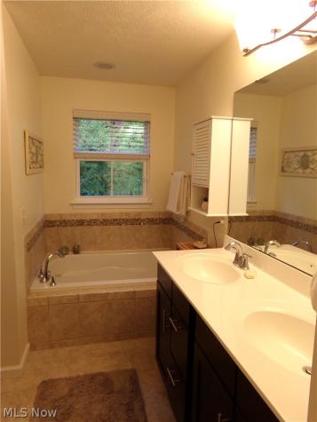 7325 Galena Avenue NW Canal Fulton OH 44614