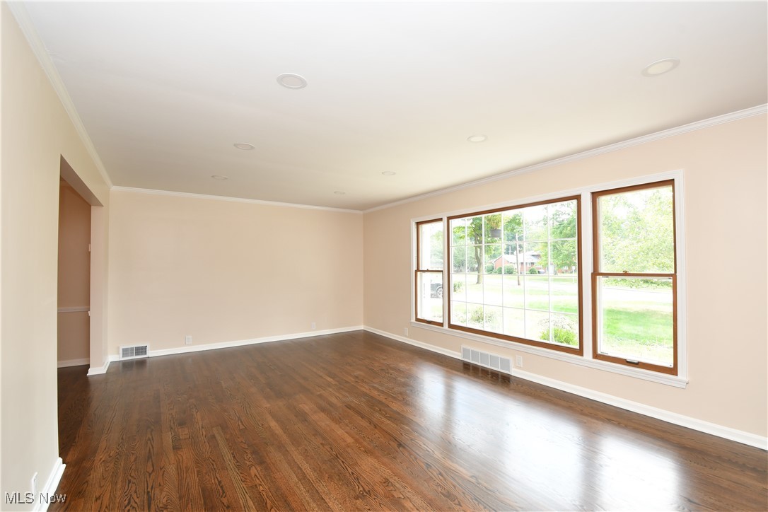 5339 W Mill Drive Highland Heights OH 44143