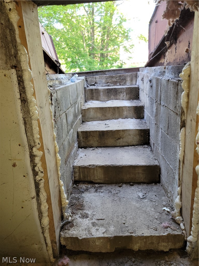 498 Walnut Street Conneaut OH 44030