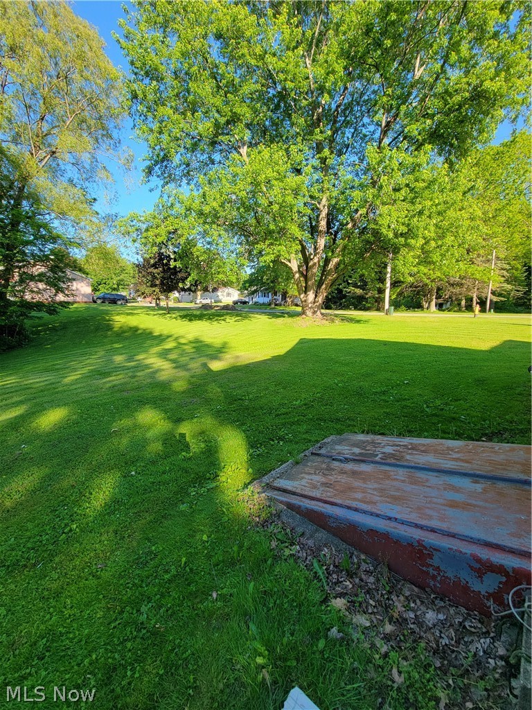 498 Walnut Street Conneaut OH 44030