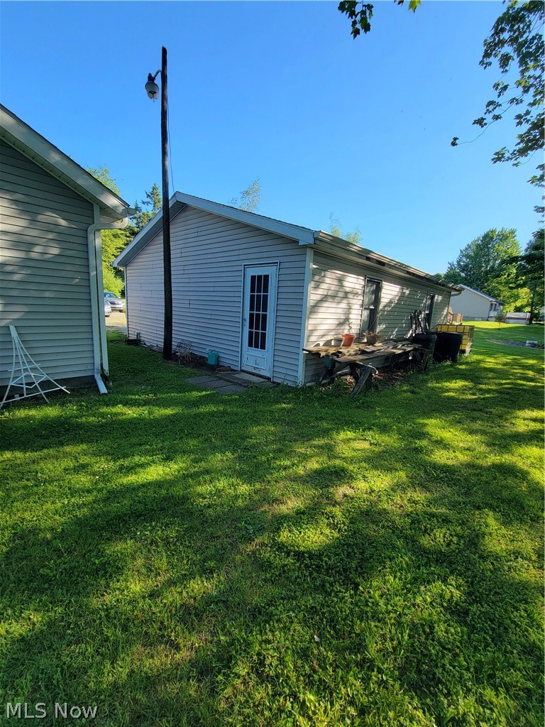 498 Walnut Street Conneaut OH 44030