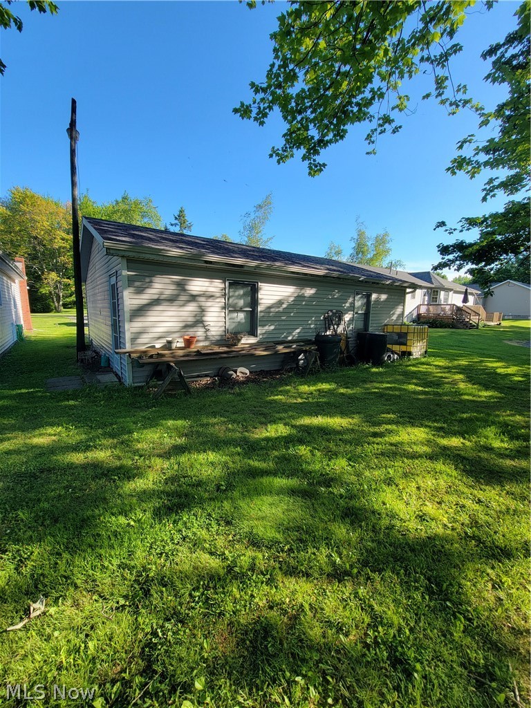 498 Walnut Street Conneaut OH 44030