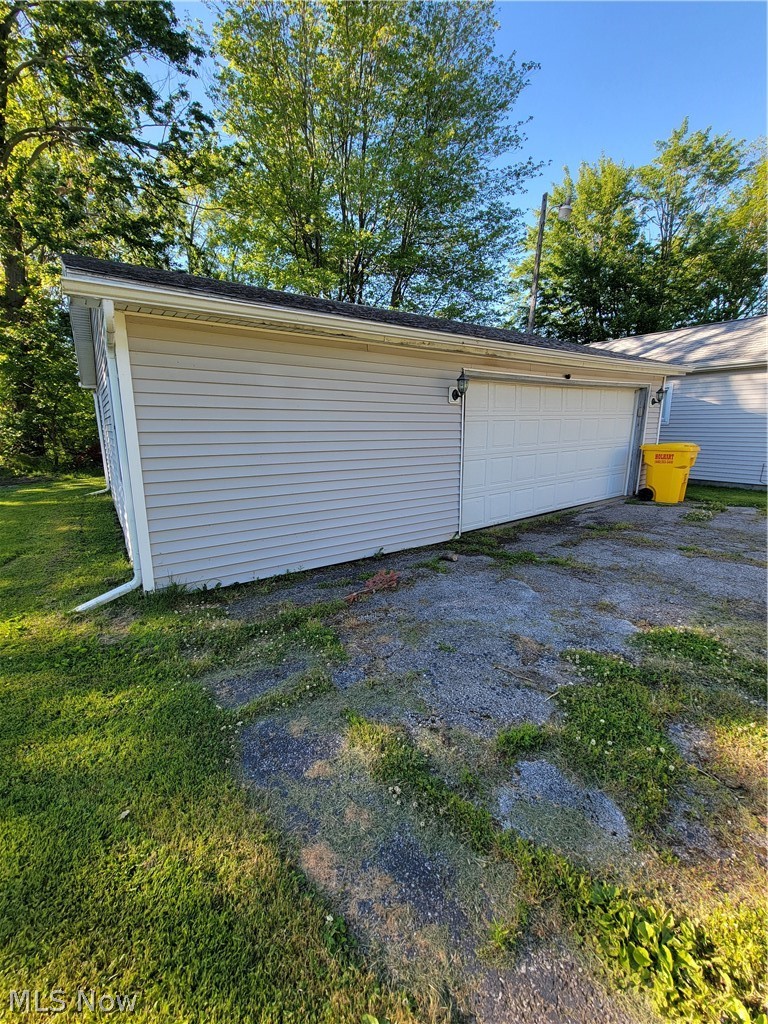 498 Walnut Street Conneaut OH 44030