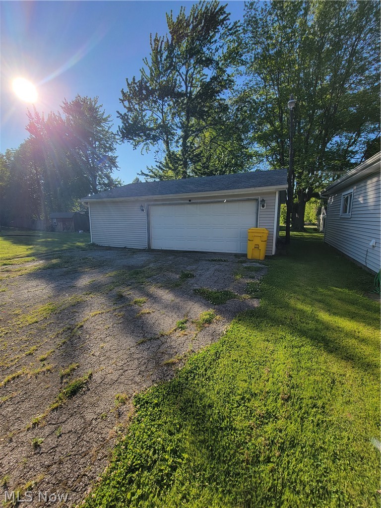 498 Walnut Street Conneaut OH 44030