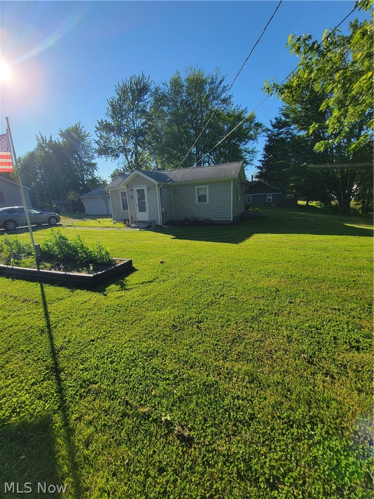 498 Walnut Street Conneaut OH 44030