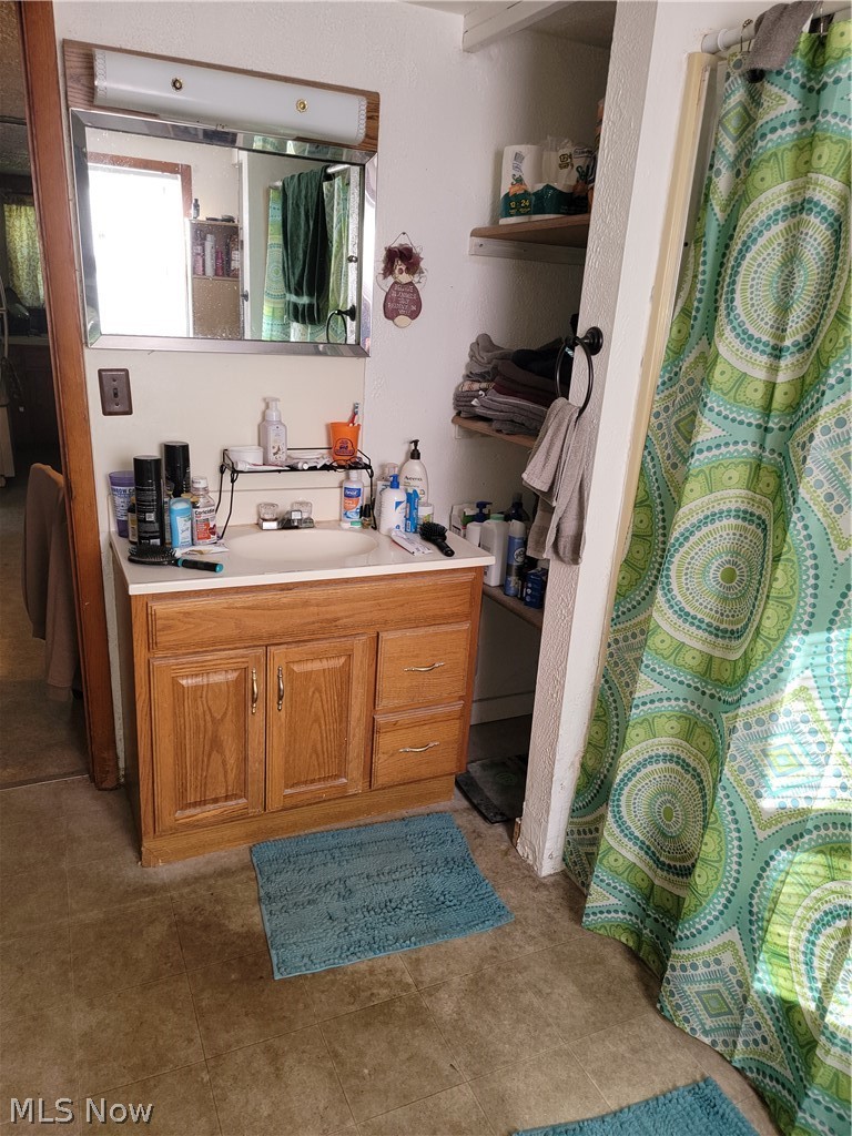 498 Walnut Street Conneaut OH 44030