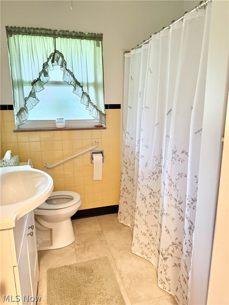 582 Pond East Liverpool OH 43920