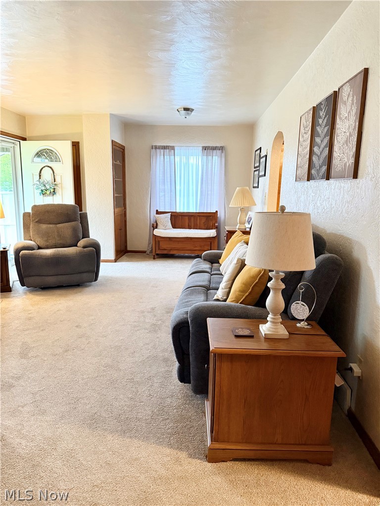 582 Pond East Liverpool OH 43920