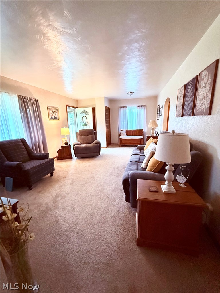 582 Pond East Liverpool OH 43920