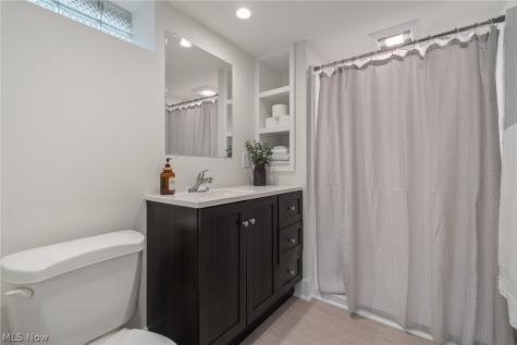1709 Alcester Road Mayfield Heights OH 44124