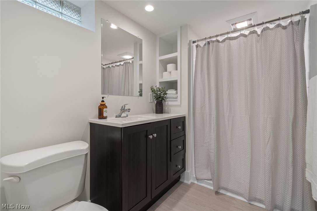 1709 Alcester Road Mayfield Heights OH 44124