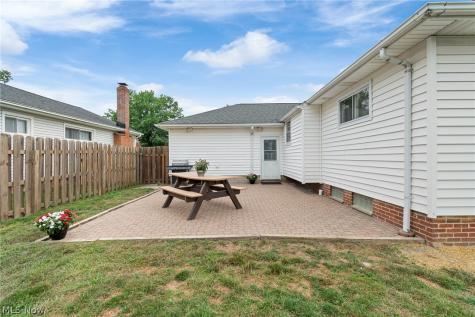1709 Alcester Road Mayfield Heights OH 44124