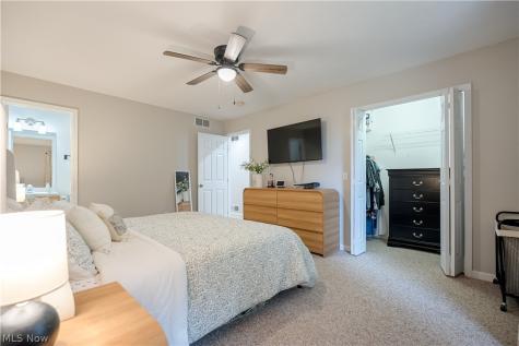 477 Franklin Avenue Barberton OH 44203