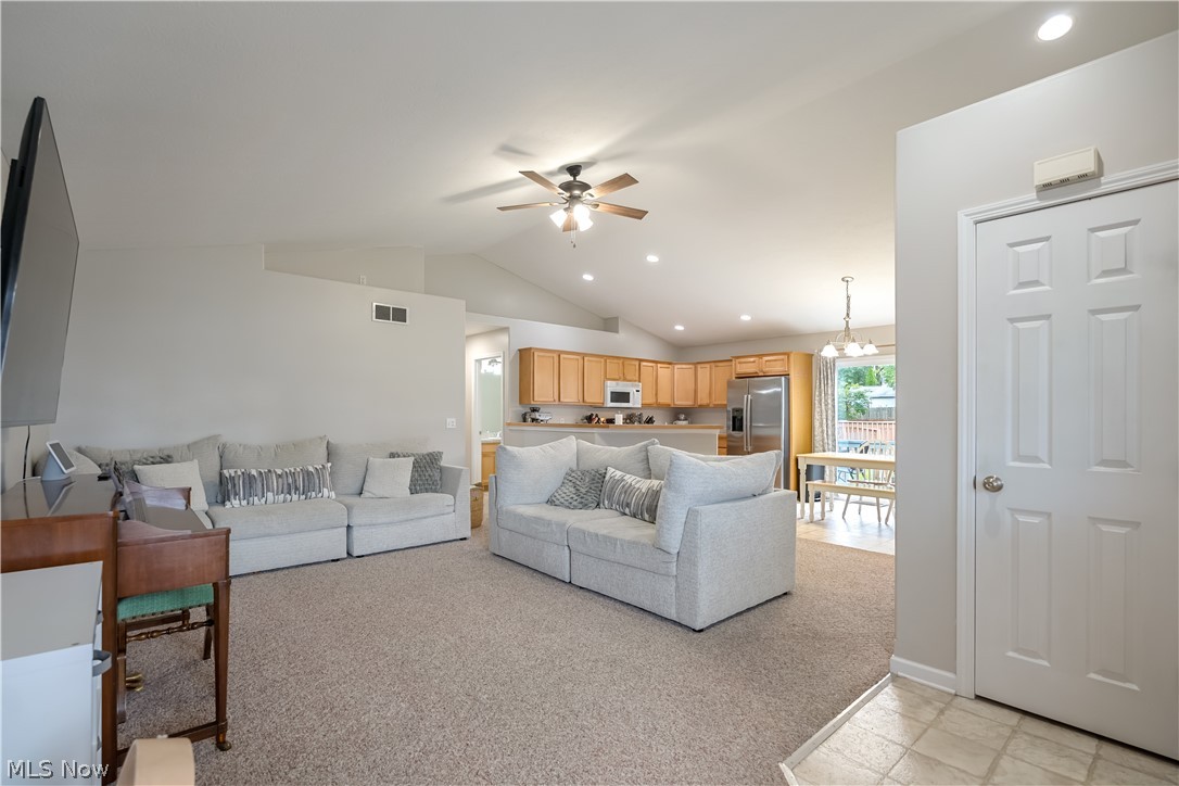 477 Franklin Avenue Barberton OH 44203