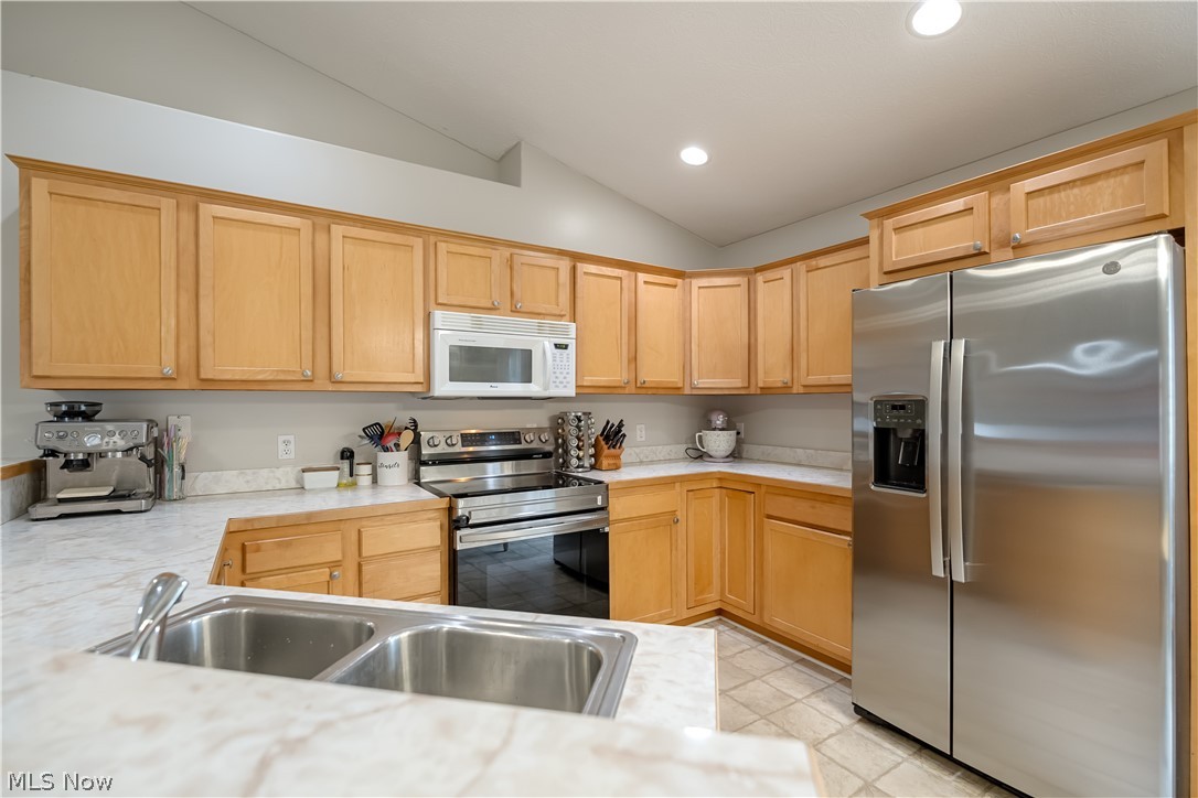 477 Franklin Avenue Barberton OH 44203
