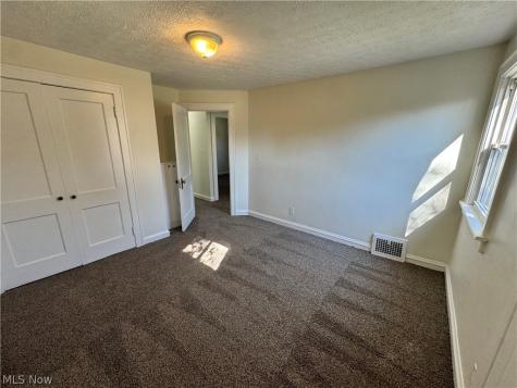 13113 Cranwood Park Boulevard Garfield Heights OH 44125