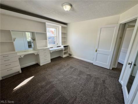 13113 Cranwood Park Boulevard Garfield Heights OH 44125