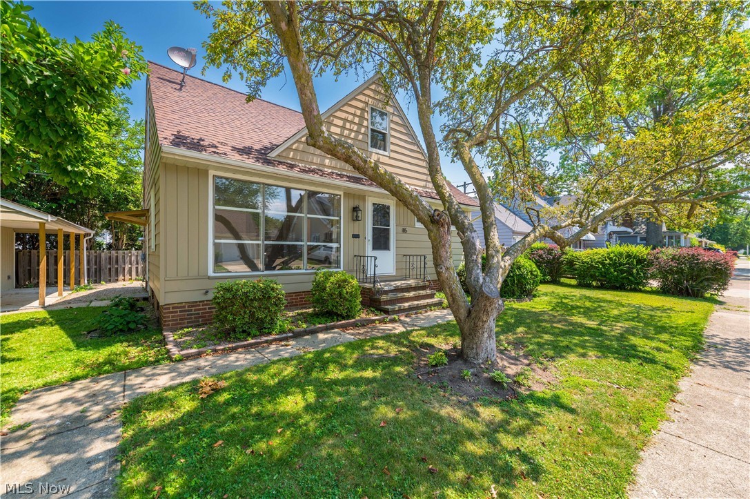 85 E 205th Street Euclid OH 44123