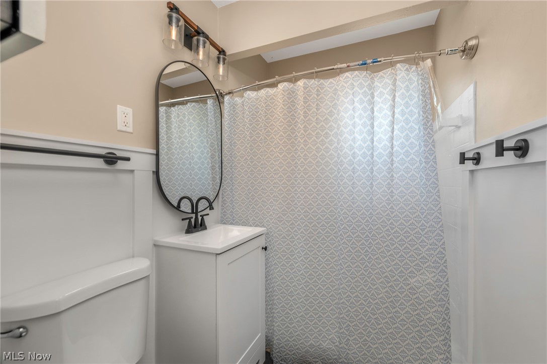 85 E 205th Street Euclid OH 44123