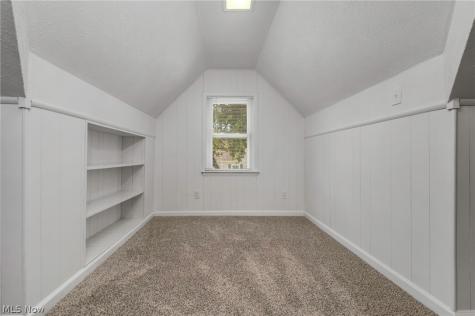 85 E 205th Street Euclid OH 44123