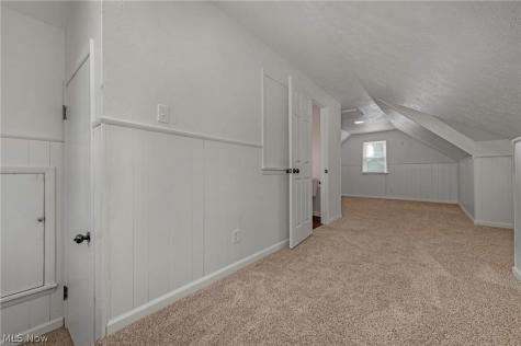 85 E 205th Street Euclid OH 44123