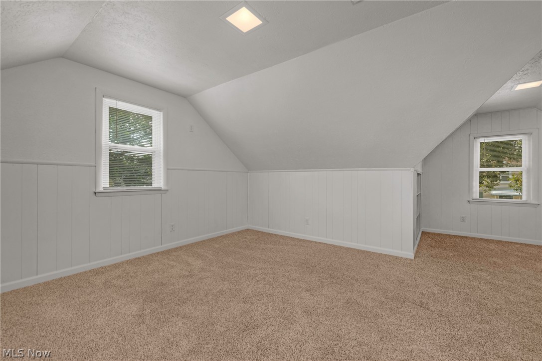 85 E 205th Street Euclid OH 44123
