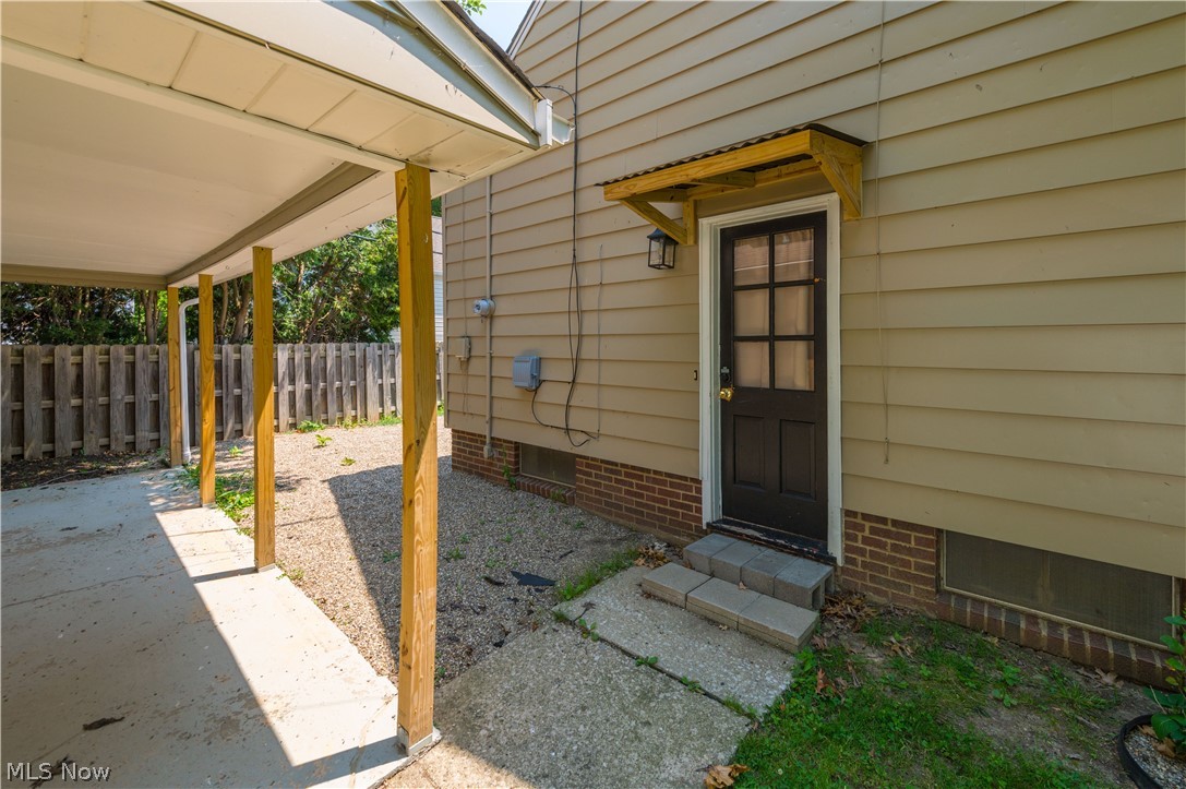 85 E 205th Street Euclid OH 44123